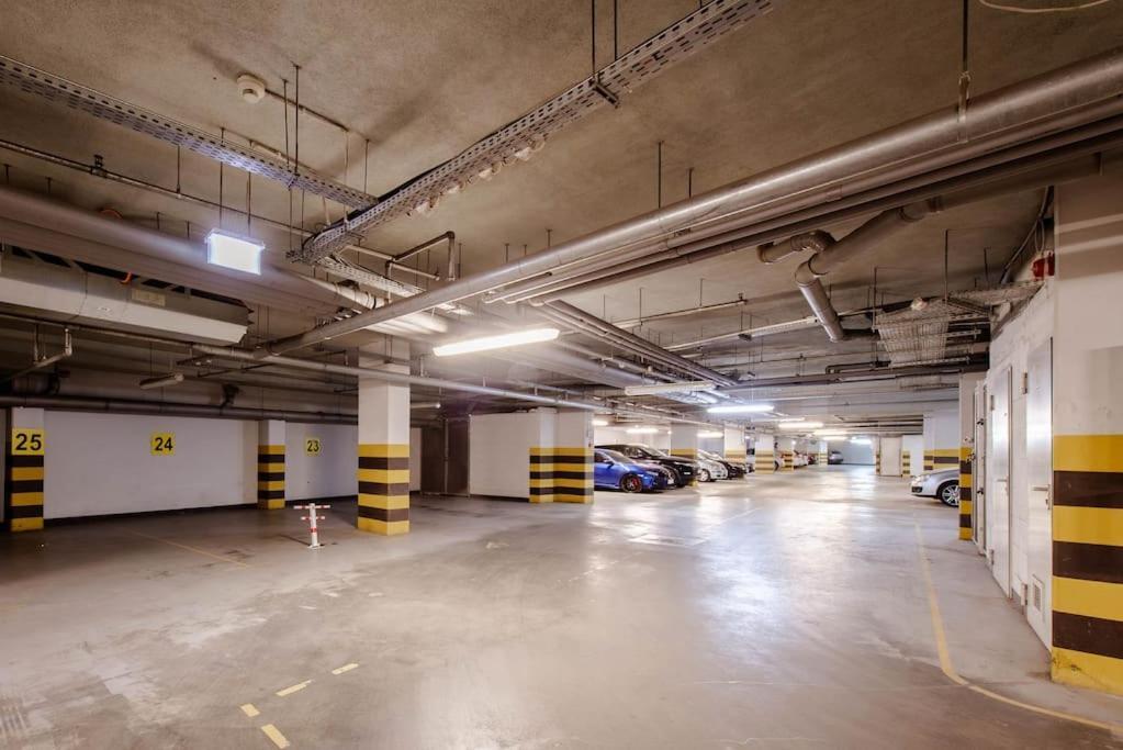Wygodny Apartament Przy Dworcu クラクフ エクステリア 写真